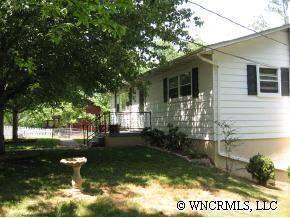 19 Morningside Drive, Weaverville, NC 28787