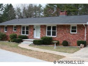 371 Park Ave, Brevard, NC 28712