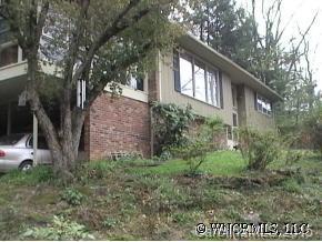 270 Old Homestead Rd, Hendersonville, NC 28739