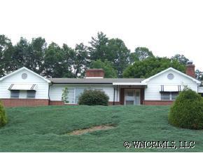 175 Sims Circle, Waynesville, NC 28786