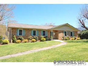 33 Pitts Street, Waynesville, NC 28786