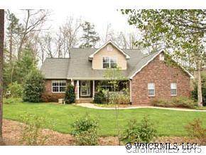 103 Aspen Lane, Hendersonville, NC 28791