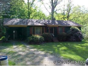 136 C E Smathers Drive, Waynesville, NC 28786