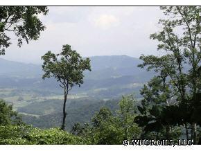 104 Mount Soma Blvd, Waynesville, NC 28786