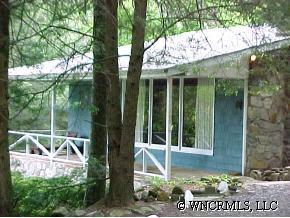 105 Overlook Drive, Maggie Valley, NC 28751