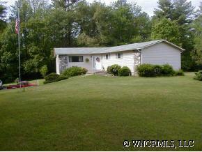 34 Hayley Lane, Etowah, NC 28729