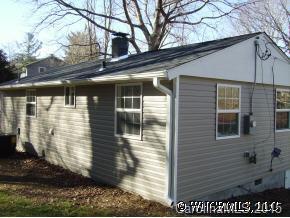 65 New Salem Rd., Swannanoa, NC 28778