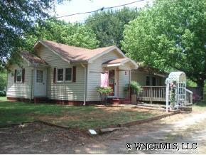 121 Royal Blue Drive, Forest City, NC 28043