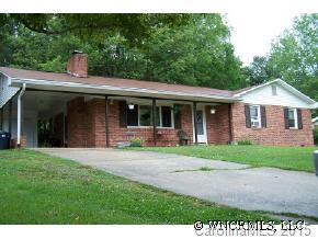 220 Elm Bend Rd., Brevard, NC 28712