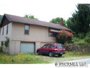 1670 Queentown Road, Canton, NC 28716