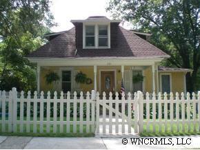 250 Maple St., Brevard, NC 28712