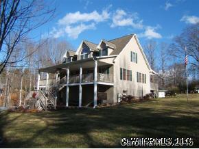 618 Dillard Ave., Hendersonville, NC 28791