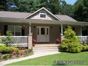 61 Sevier Drive, Hendersonville, NC 28791