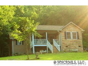 187 Woodys Drive, Bat Cave, NC 28710