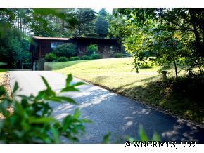 64 Longs Chapel Road, Weaverville, NC 28787