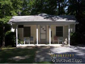 6 Dixon Rd., Black Mountain, NC 28711