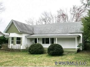 1318 Old Us 25, Tuxedo, NC 28790