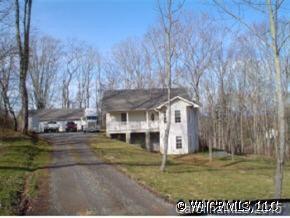 32 Wooten Cove Rd., Weaverville, NC 28787