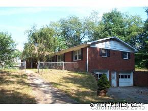 21 Puckett Road, Asheville, NC 28806