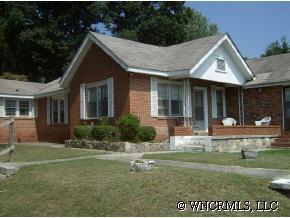 202 Ciccone Dr, Hendersonville, NC 28791