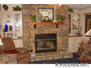 24 Lee Rd., Swannanoa, NC 28778