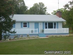 89 Rugby Dr., Hendersonville, NC 28791