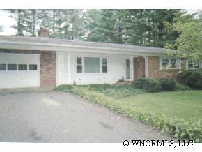 1074 Maplewood Court, Hendersonville, NC 28791