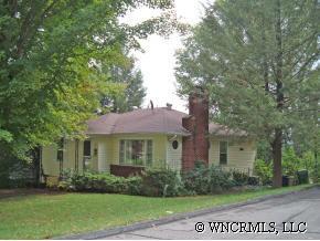 28 Sandon Dr., Asheville, NC 28804
