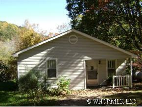 1355 Arbuckle Road, Burnsville, NC 28714