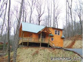1864 Bettys Creek Rd, Sylva, NC 28779