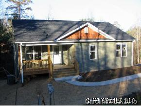 8 Calvary Ln., Weaverville, NC 28787