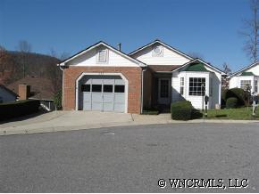 232 Hampton Court, Hendersonville, NC 28791