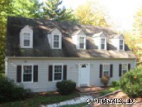 26 Connell Dr., Hendersonville, NC 28739