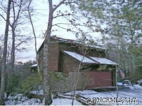 40 Rocky Ridge Rd, Pisgah Forest, NC 28768