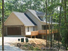 6 Rollins Place Rd., Brevard, NC 28712