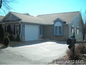 35 Driver Ct., Hendersonville, NC 28739