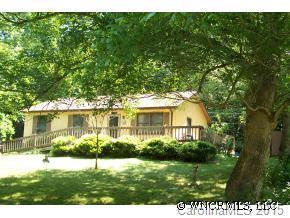 127 Dula Springs Rd., Weaverville, NC 28787