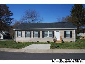 306 Meadow St., Waynesville, NC 28786