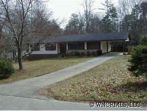 113 Crystal Spring Dr., Hendersonville, NC 28739