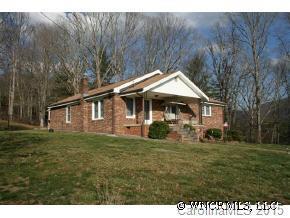 30 Riddle Road, Weaverville, NC 28787