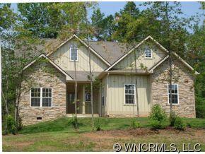 118 W. Sunset Ridge Dr, Etowah, NC 28729