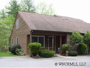 47 Poplar Tree Ln., Etowah, NC 28729