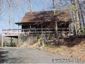 317 Grovewood Dr., Burnsville, NC 28714