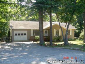 104 Oakland Hill Drive, Etowah, NC 28729