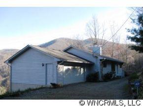 97 Crow's Nest Dr., Waynesville, NC 28785