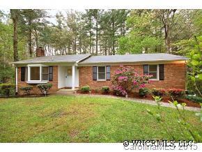203 Park Lane, Hendersonville, NC 28791