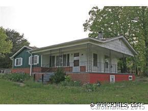 241 Howell Road, Lake Lure, NC 28746