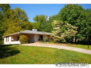 5 Mayfield Road, Asheville, NC 28804