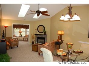 1704 Deermouse Way, Hendersonville, NC 28792