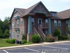 902 Deermouse Way, Hendersonville, NC 28792